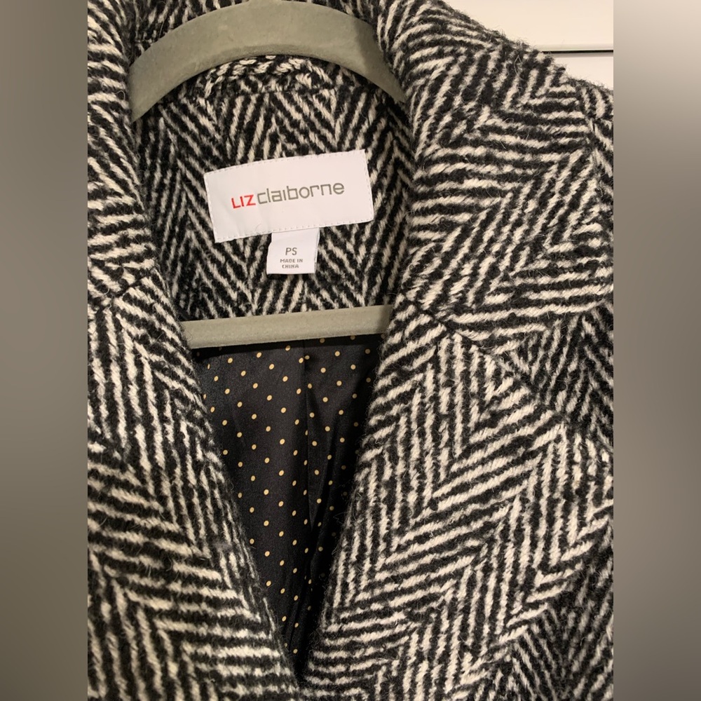 Liz Claiborne Coat, Petite Small - Picture 4 of 7